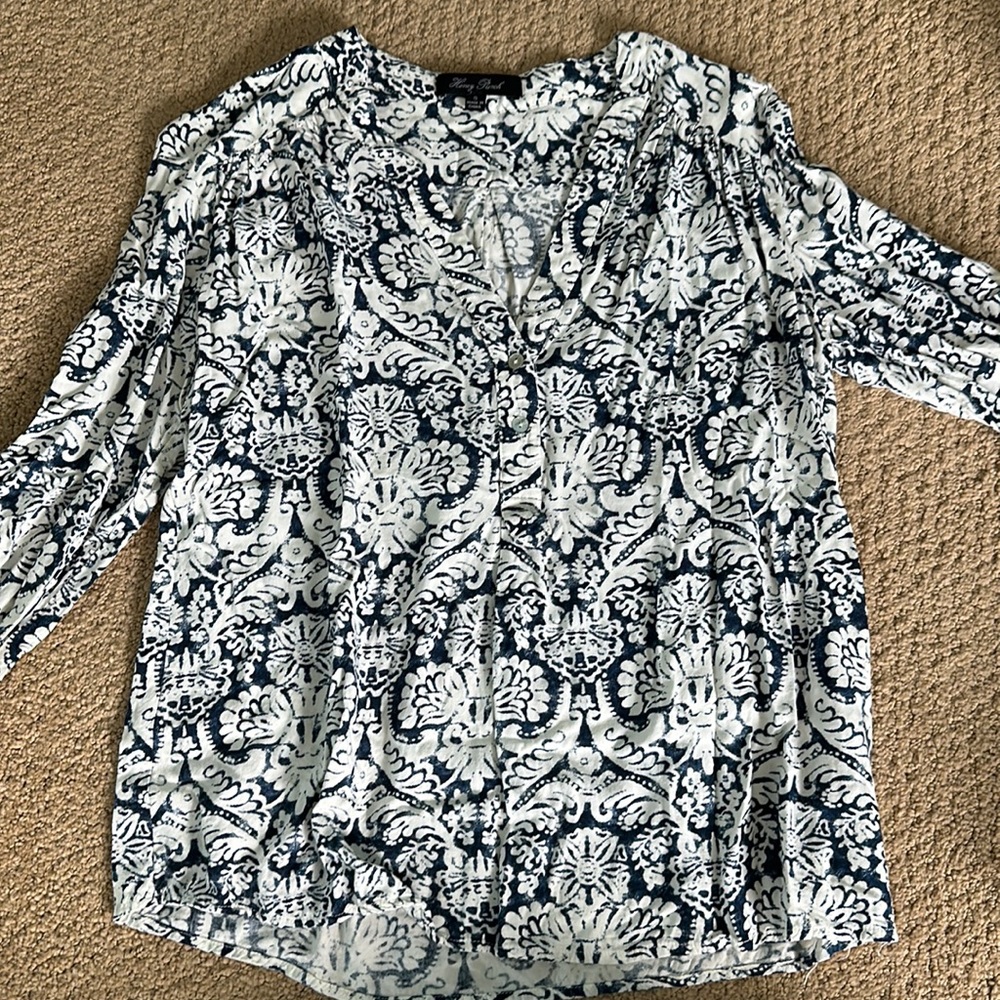 V neck with 2 button blouse quarter sleeved